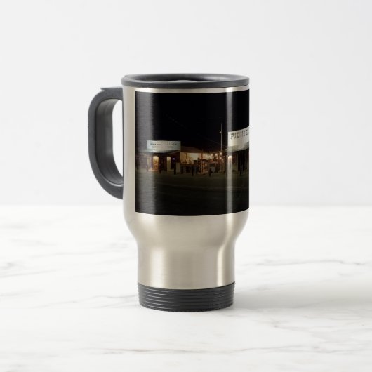 Pioneer Salon & Goodspringen General Store - night Reisbeker (Voorkant links)