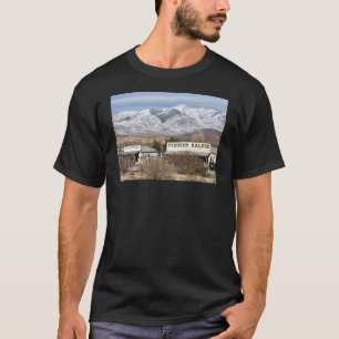 Pioneer Saloon met sneeuw - Unisex T-shirt
