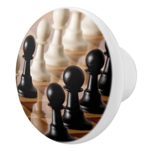 Pionnen op Schaakbord Keramische Knop (Rechts)