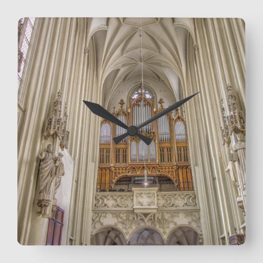 Pipe Organ Maria Am Gestade Vierkante Klok (Voorkant)