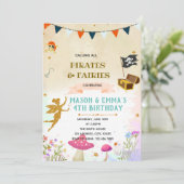 Pirate en fee gezamenlijke uitnodiging voor verjaa (Staand voorkant)