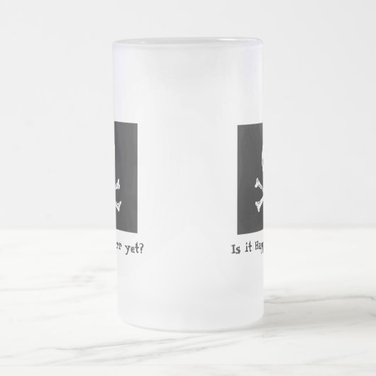 Pirate Happy Hour Custom Frosted Mok (Center)