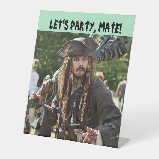 PIRATE PARTIJ VERWELKOMT PEDESTALE SIGN RECLAMEBORD MET VOETSTUK (Voorkant)