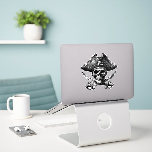Pirate Skelet Sticker – Griezeld Griezend Ontwerp (Laptop op bureau)