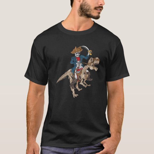 Pirate Skeleton Riding Rex Dinosaur | Dino Fans Gi T-shirt (Voorkant)