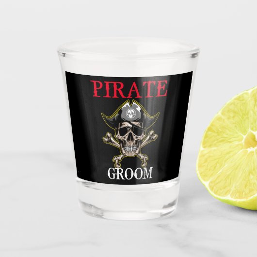 PIRATE SKULL GROOM CROSS BOTTEN BLACK SHOT GLAS (Voorkant)