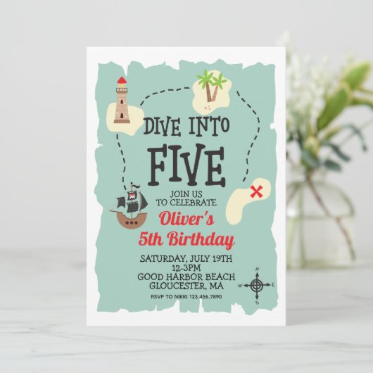 Pirate Treasure kaart 5e verjaardag (Staand voorkant)