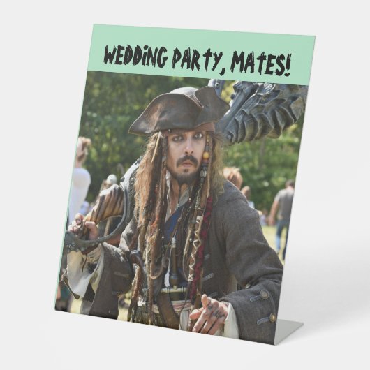 PIRATE WEDDING ARTIJ WELKOM PEDESTAL SIGN RECLAMEBORD MET VOETSTUK (Voorkant)