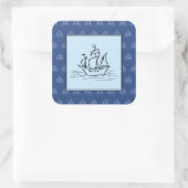 Piratenschip op schip patroon, blauw. vierkante sticker (Tas)