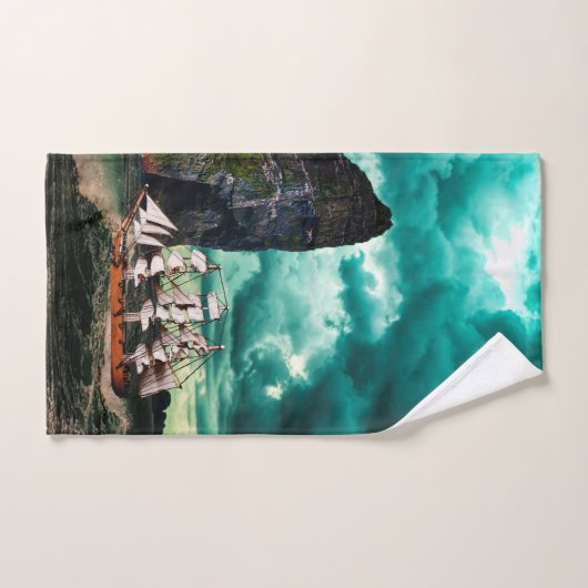 Piratenschip op turbulente zeeen. bad handdoek (Handdoek)