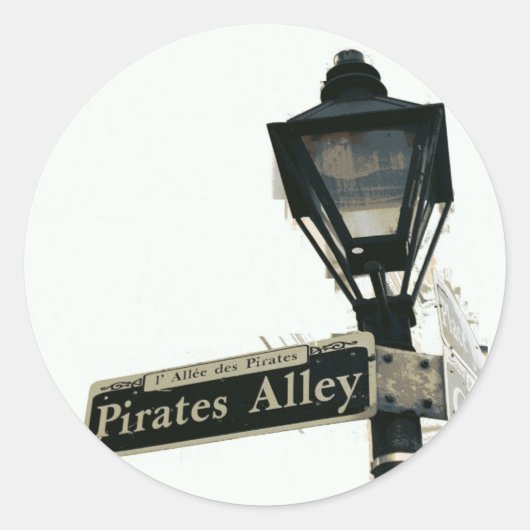 Pirate's Alley in Black & White Ronde Sticker (Voorkant)
