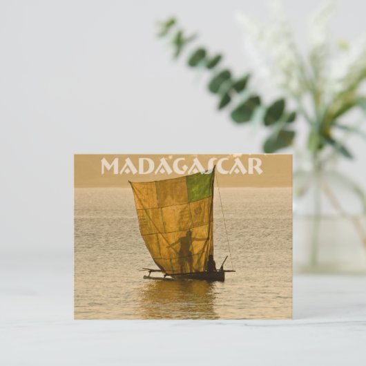 Piroguier Vezo Briefkaart (Staand voorkant)