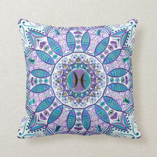 Pisces Mandala in Turquoise en Paars Kussen