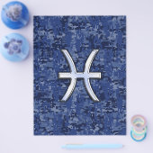 Pisces Zodiac Sign on Navy Blue Digital Camo Flyer (Enkel)