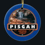 Pisgah National Forest North Carolina Emblem Keramisch Ornament<br><div class="desc">Het vectorkunstwerk van de pisgah ontwerp. Het is een nationaal bos in het Appalachian gebergte in de westerne North Carolina.</div>