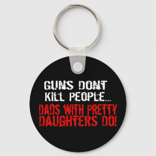 Pistolen doden geen mensen, grappige vader/dochter sleutelhanger