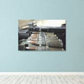 Pistolen van vijftig kaliber-machines canvas afdruk (Insitu (Houten vloer))