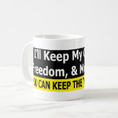 Pistolen, vrijheid en geld koffiemok (Voorkant links)