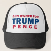 Pistool eigenaar van Trump Pence Trucker Pet (Voorkant)