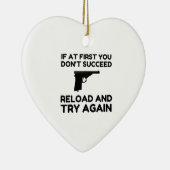 Pistool opnieuw laden keramisch ornament (Rechts)
