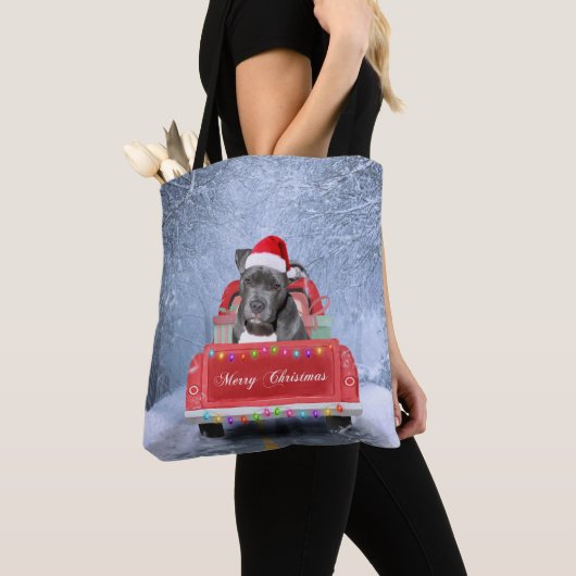 Pit Bull Dog in Snow, zittend met Kerstmis Tote Bag (Dichtbij)