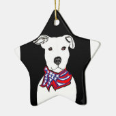 Pit-stier met Amerikaanse vlag bandana met Kerstmi Keramisch Ornament (Links)