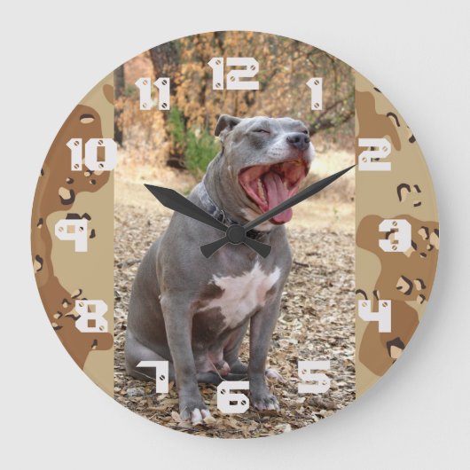 Pitbull Drill Sergeant Wall Clock Grote Klok (Voorkant)