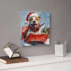 Pitbull-hond in slee Laat het sneeuwen Kerstmis Vierkante Klok