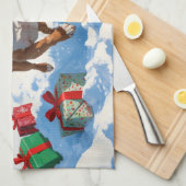 Pitbull hond loopt in de sneeuw met kerst Pet Theedoek (Quarter Fold)