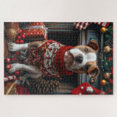 Pitbull-hond met kerstcadeaus bij de open haard legpuzzel (Horizontaal)