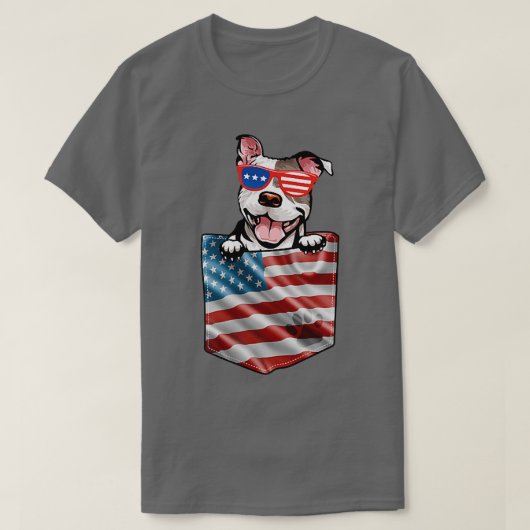 Pitbull in Pocket American Flag Patriotic 4th of J T-shirt (Design voorkant)