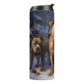 Pitbull Snowy Sleigh Kerst Decor Thermosbeker (Gedraaid links)