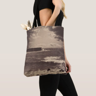 Pittoresk kustzicht in de avond tote bag