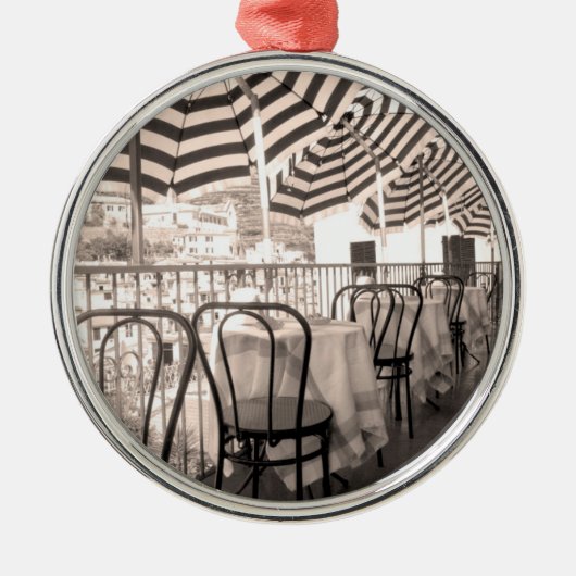 Pittoresk restaurantbalkon, Italië Metalen Ornament (Voorkant)