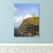 Pittoreske kliffen van Moher en O'Brien's Toren. Canvas Afdruk (Insitu (Houten vloer))