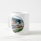 Pittsburgh PA - Trein op postplein Koffiemok (Voorkant links)