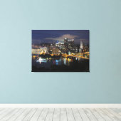 Pittsburgh Skyline bij Dusk Canvas Afdruk (Insitu (Houten vloer))