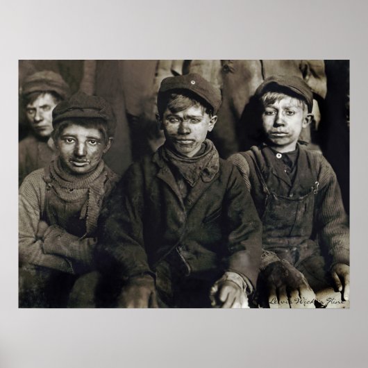 Pittston Breaker Boys by Lewis Wickes Hine, 1911 Poster (Voorkant)