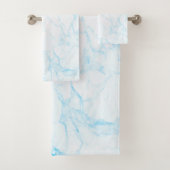 PixDezines Aqua Blauwe Marmer Aders Bad Handdoek (Insitu)