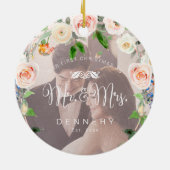 PixDezines Blush Rozen Wreate, eerste kerst Keramisch Ornament (Achterkant)