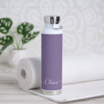 PixDezines Dusty Paars DIY kleurenmonogram Waterfles<br><div class="desc">PixDezines waterflesje,  stoffig paars - DIY Color past deze aan met uw favoriete lettertype. Copyright © 2022 PixDezines™. Alle rechten voorbehouden.</div>