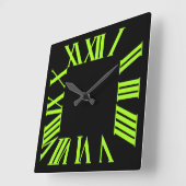 PixDezines Fluorescent Lime Green Roman Numeros Vierkante Klok (Hoek)