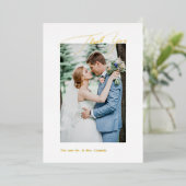 PixDezines Gold Luxe Script Weddenschap Hartelijk Folie Uitnodiging (Staand Voorkant)
