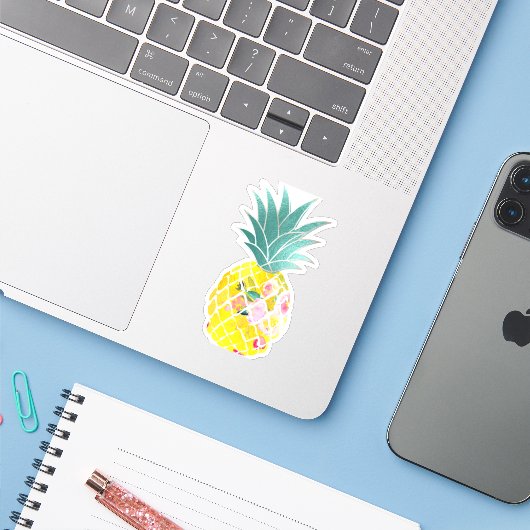 PixDezines Golden Aloha Ananas, iriserend Sticker (Laptop met iPhone)