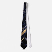 PixDezines Midnight Blue Marmeren Plaat+Gouden Ade Stropdas (Voorkant)