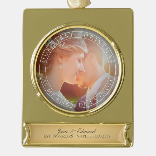 PixDezines Mr & Mrs First Kerstbruiloft Foto Verguld Banner Ornament (Voorkant)
