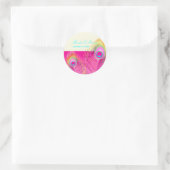 PixDezines psychedelische pauwenveer/heet roze Ronde Sticker (Tas)