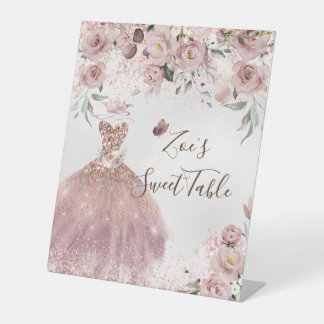 PixDezines Quinceanera Dusty Roos Sweet Table Reclamebord Met Voetstuk
