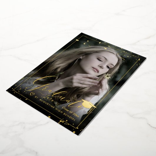 PixDezines Real Gold Foil Calligraphy Afstuderen Folie Uitnodiging (Gedraaid)