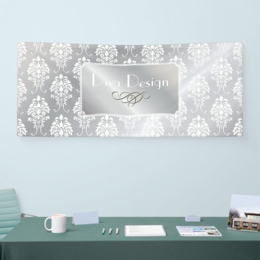 PixDezines White Damask + Silver Tone Spandoek (Beurs)